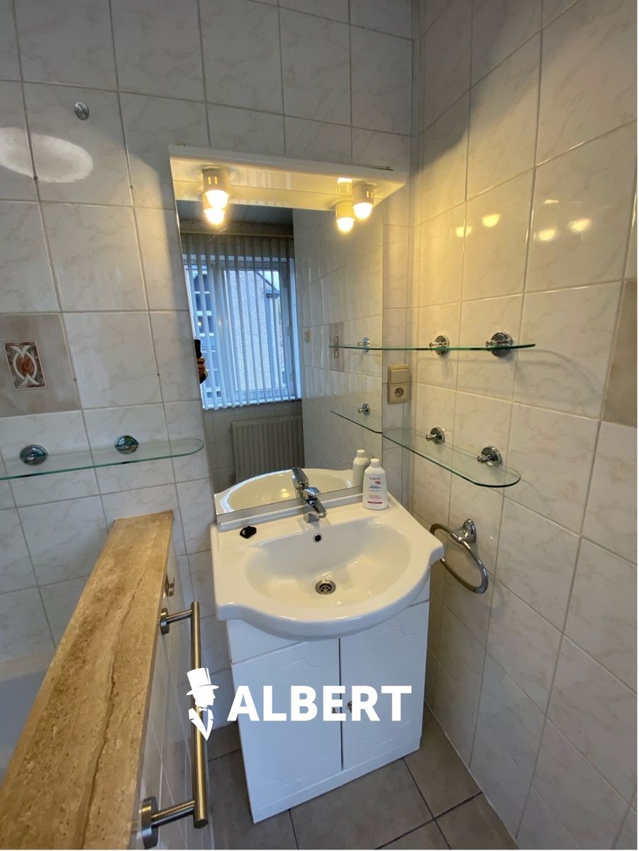 Ruim duplexappartement te huur: 161 m2, 3 slpks, en terras! foto 10