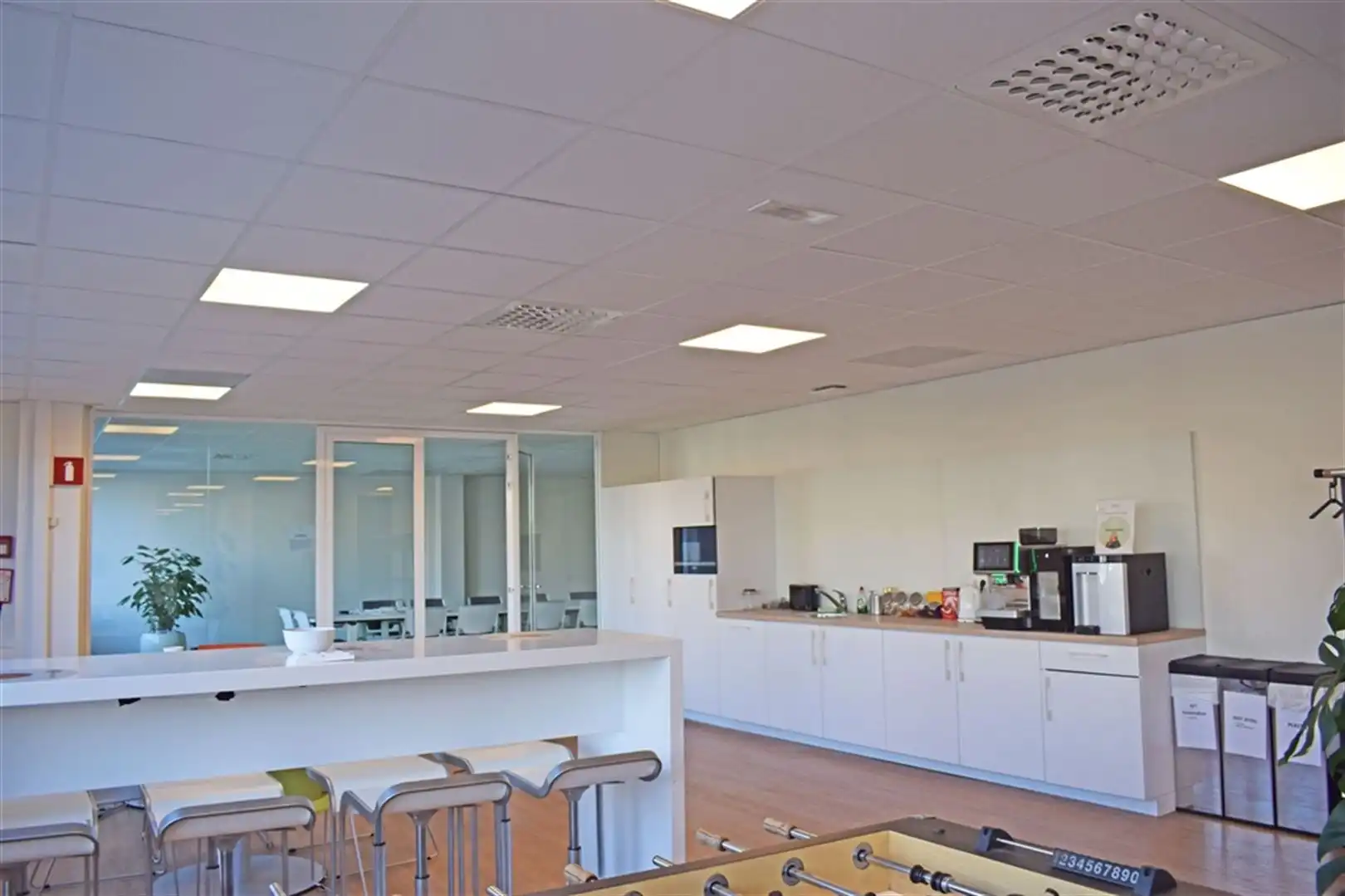 Kantoren te huur in de Quinten Building foto 11