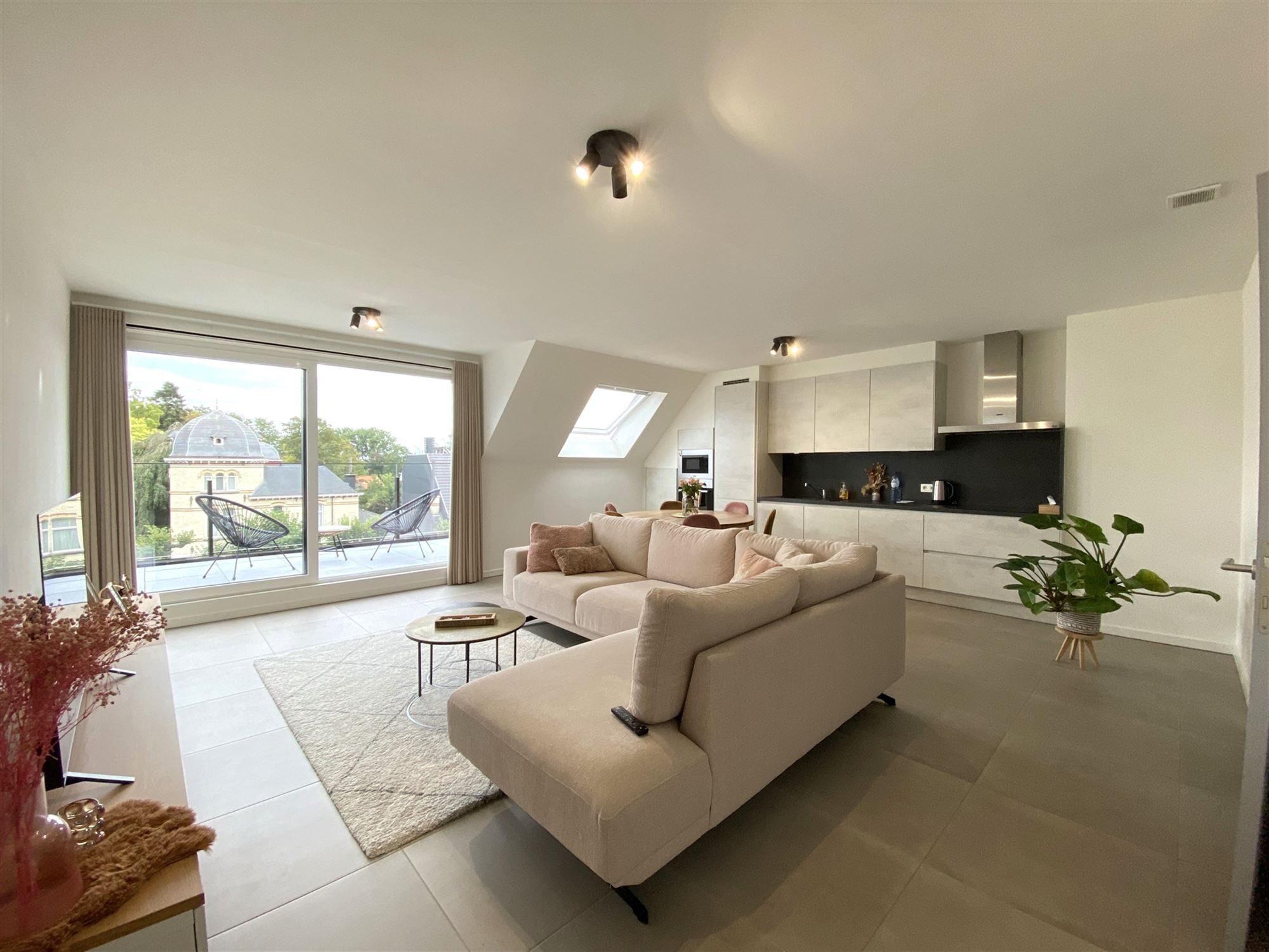 Duplex appartement met 1 slaapkamer, centrum Ertvelde  foto 3