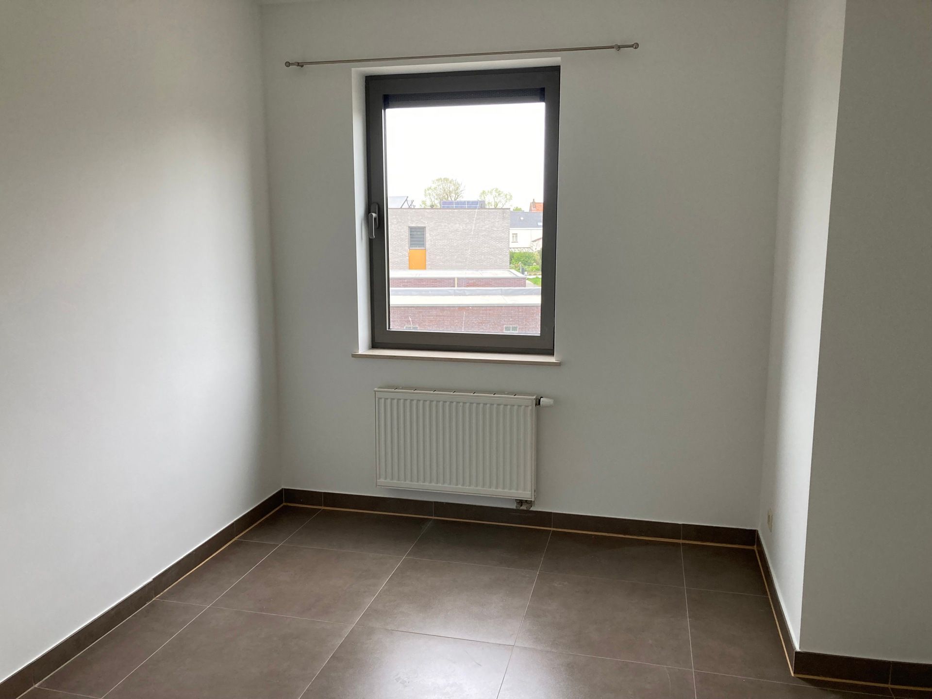 HERZELE - Recent appartement op centrale ligging foto 7