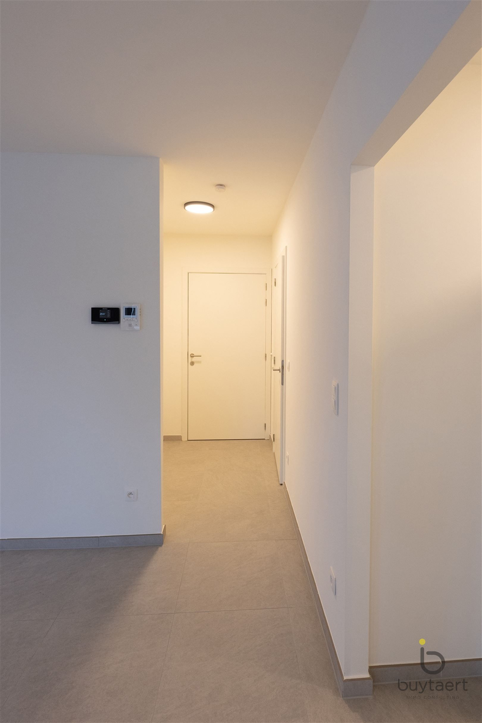 Gelijkvloers appartement met 1 Slaapkamer te Zoersel. foto 7