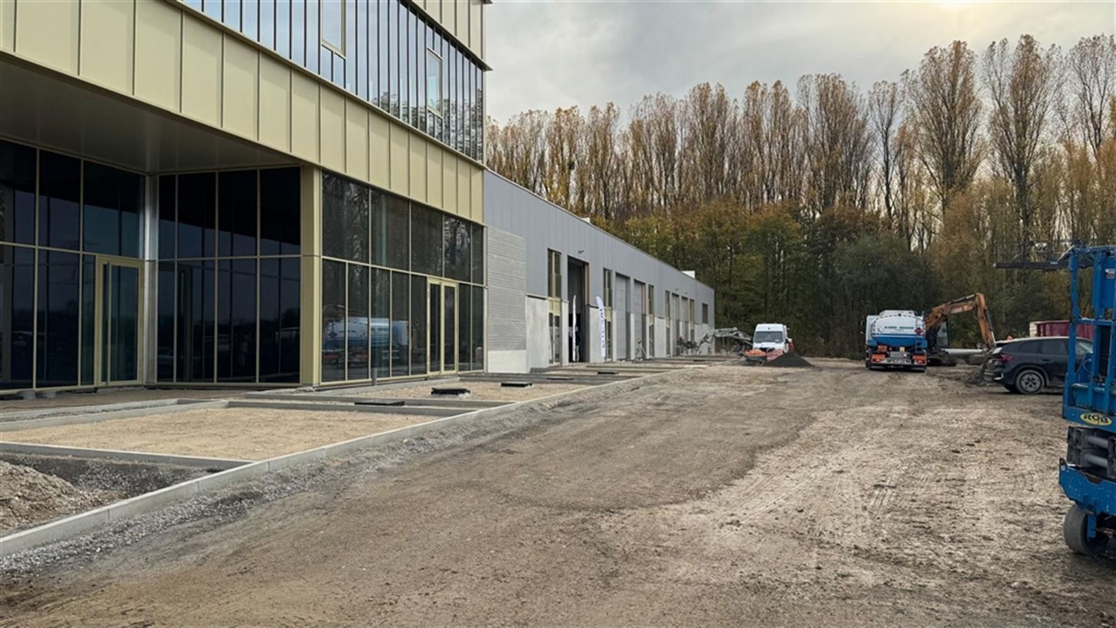 Nieuwbouw KMO units te Drogenbos foto 7