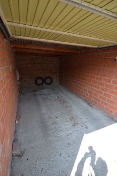 Garage te koop foto 3