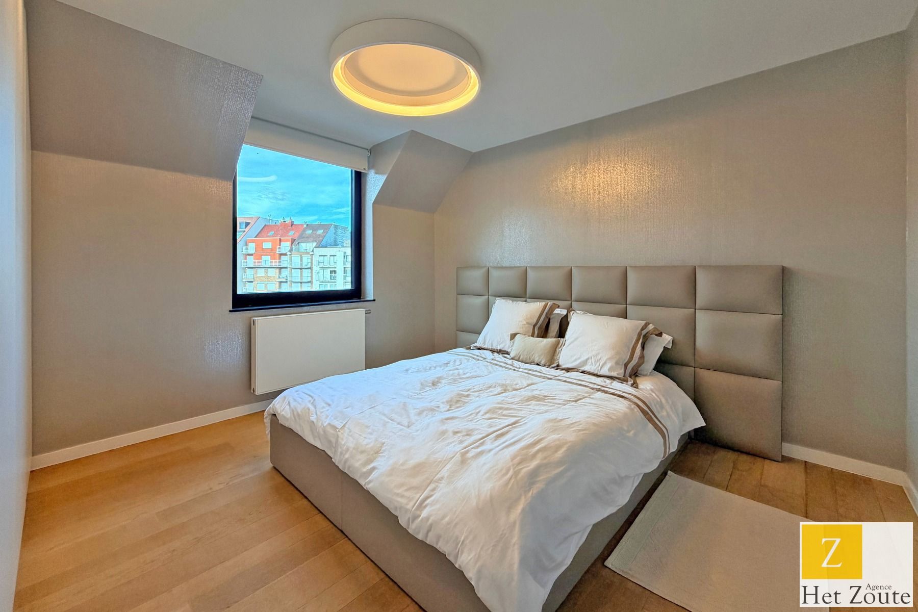 Uniek duplexappartement op enkele passen van de Zeedijk foto 21