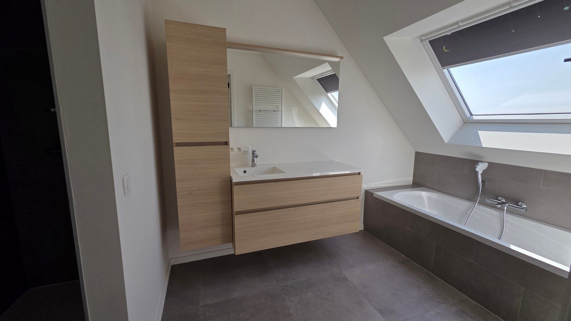 Te huur op jaarbasis – modern appartement in Sint-Idesbald foto 7