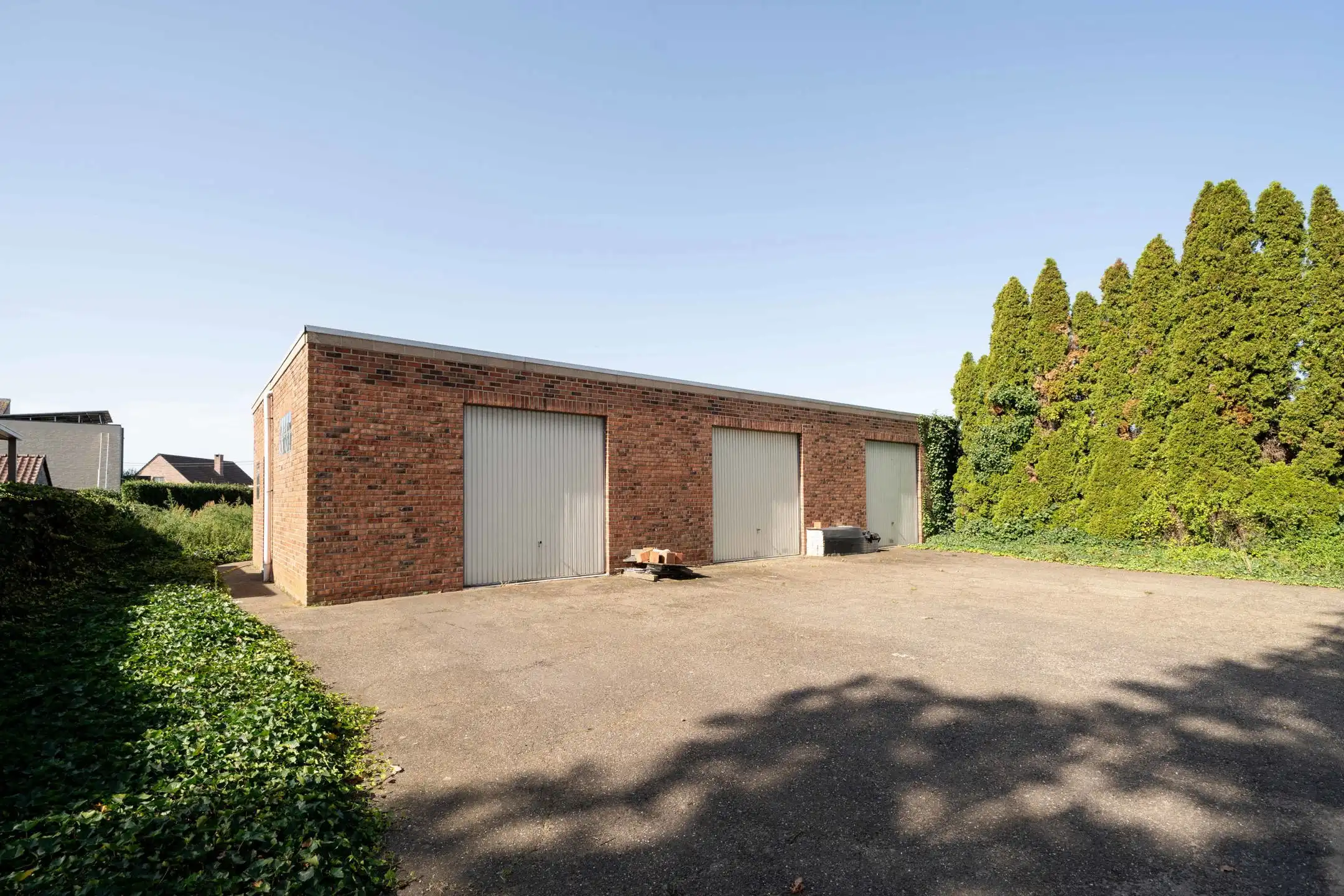Villa bouwgrond van 13a35ca met magazijn foto 7