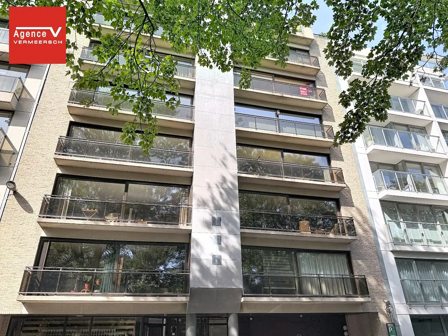 Stijlvol parkzicht appartement (97 m²) – 1 slaapkamer & 2 zonnige terrassen foto 4