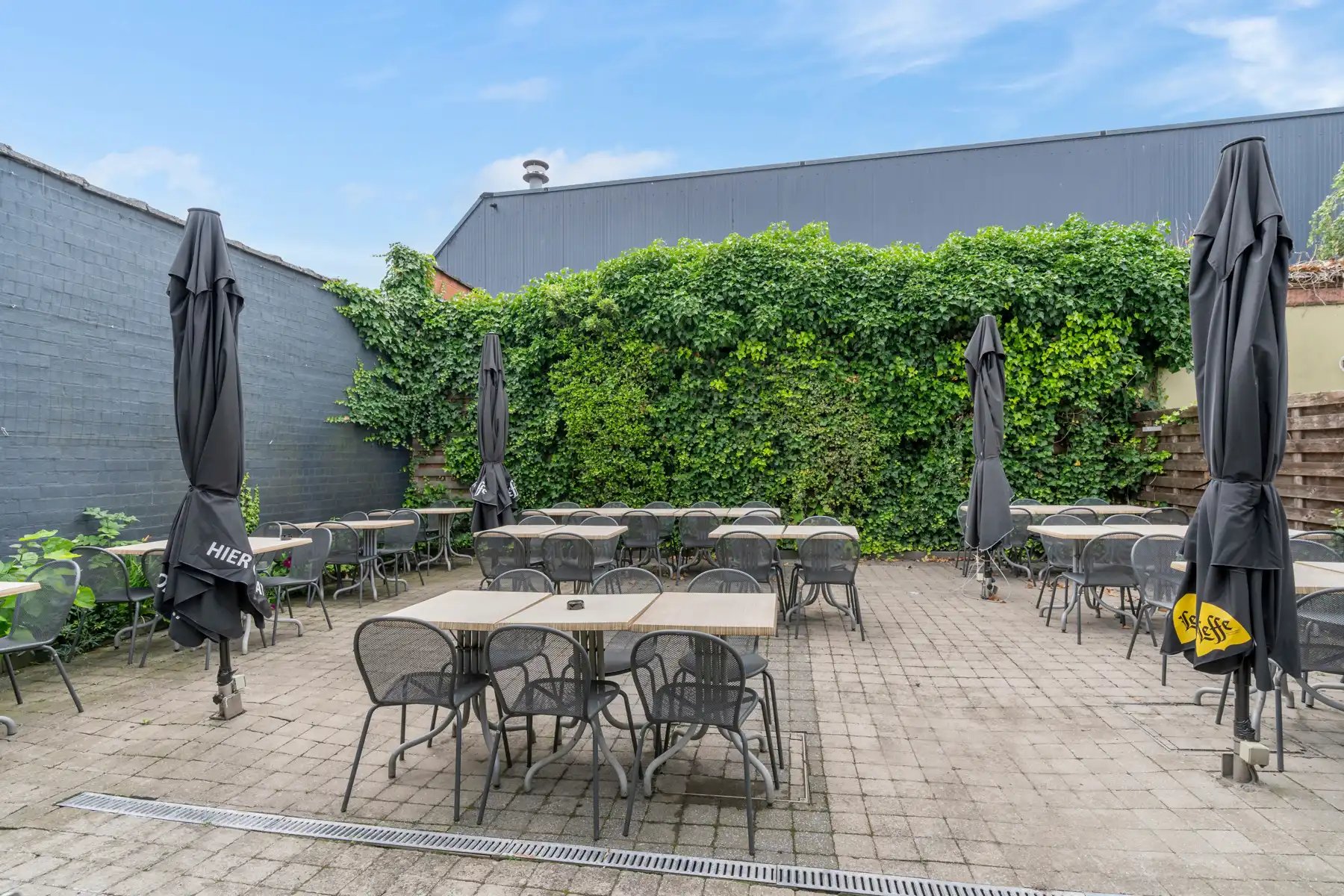 Prachtig commercieel pand met stadstuin in het hart van Aartselaar foto 31