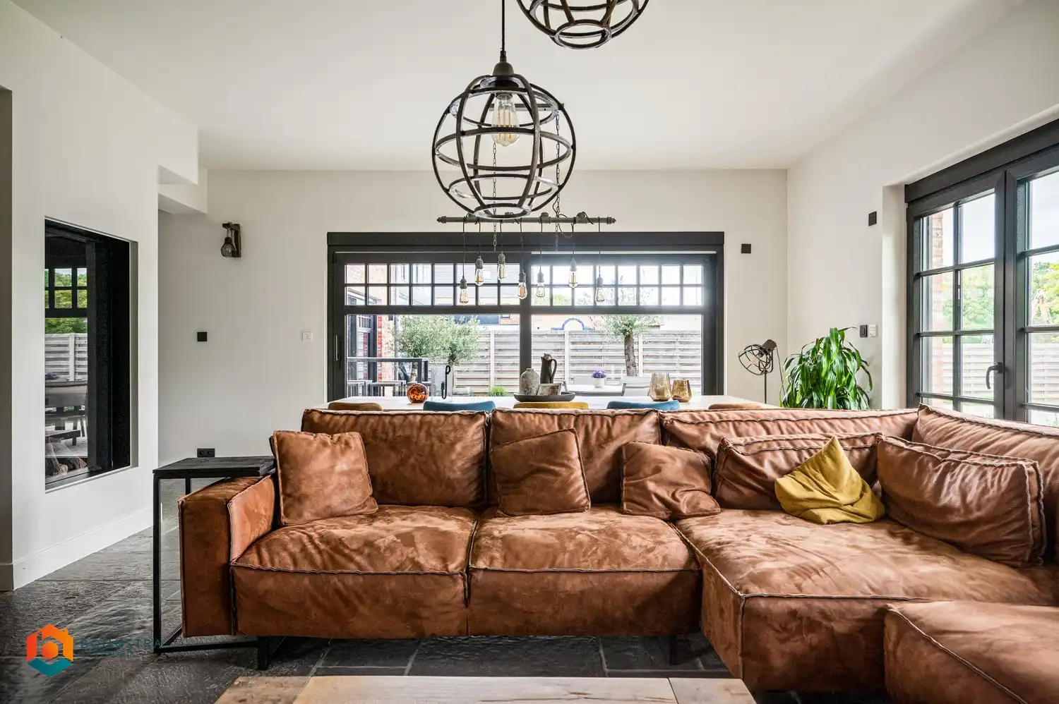Exclusieve woning van 472 m² met 6 slpkrs op perceel van 2007 m² te Booischot foto 13