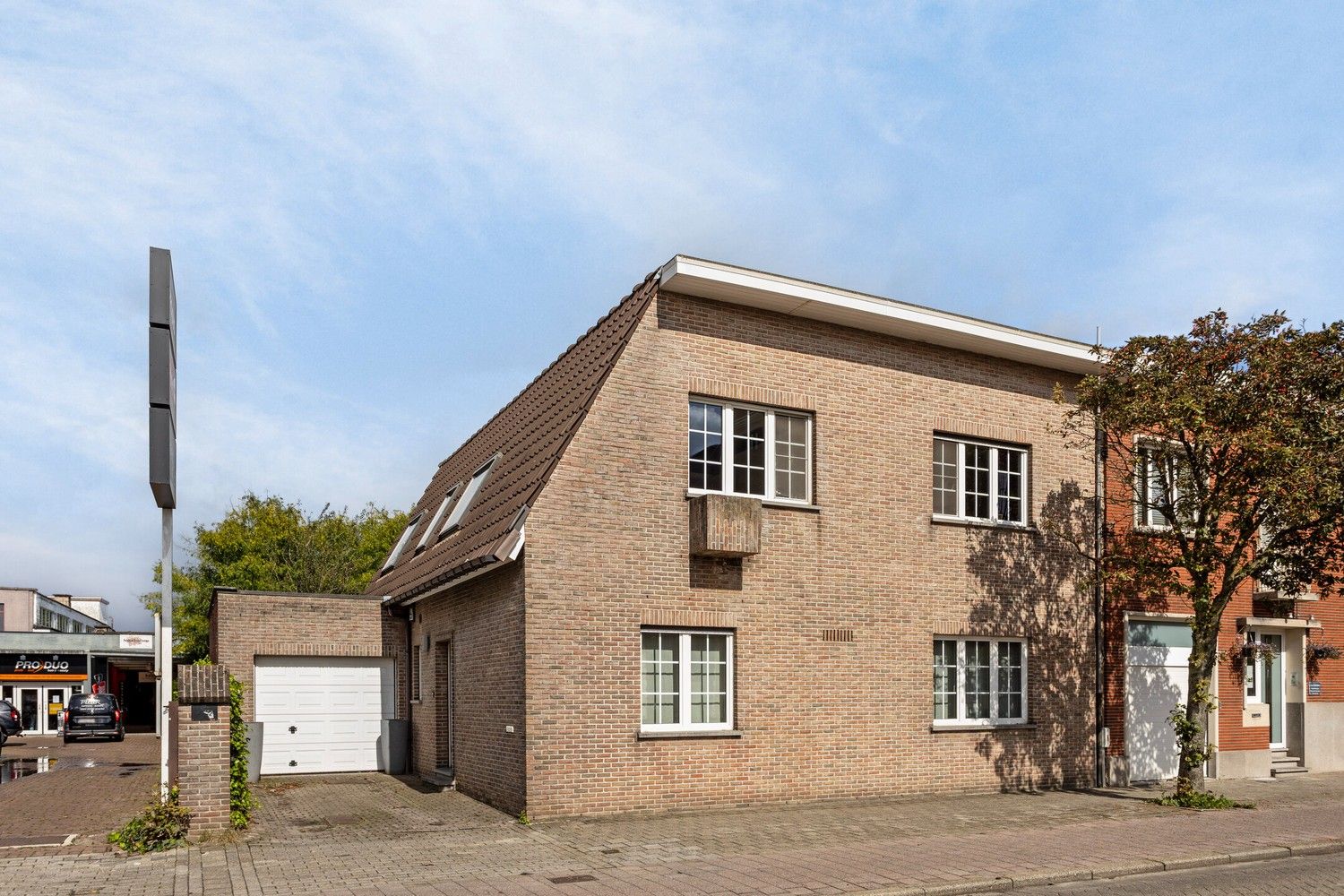 Ruime instapklare gezinswoning met leuke privatieve tuin te Mortsel foto 50