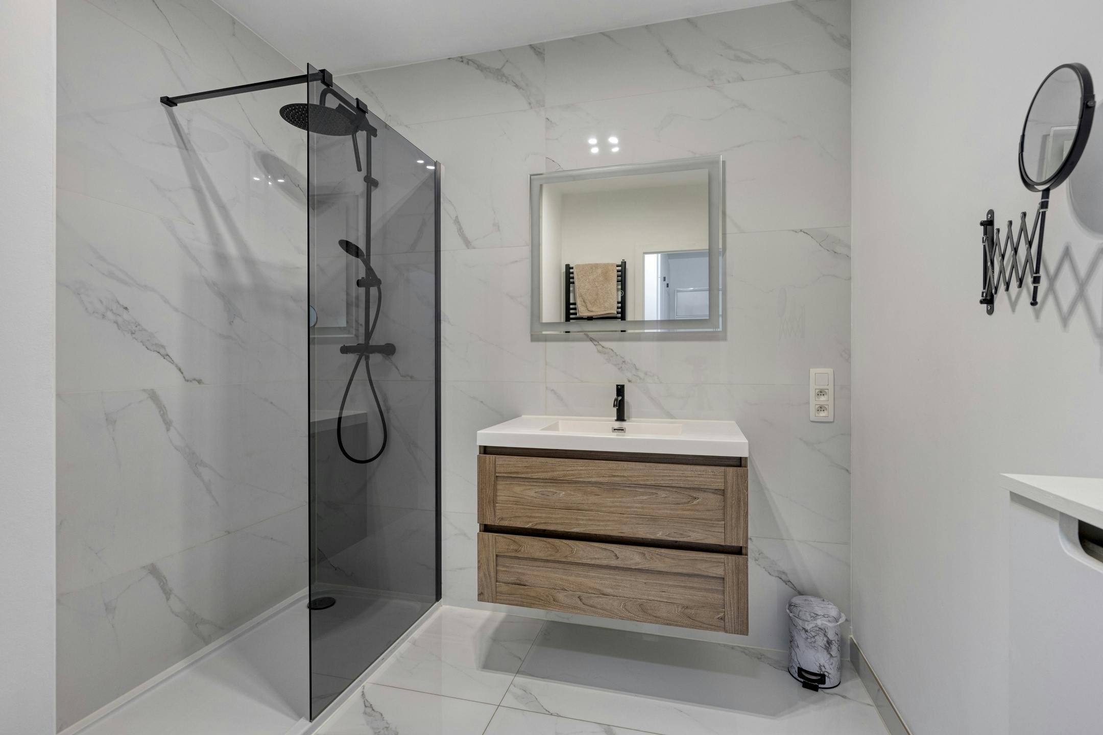 Stijlvol appartement met terras te koop Antwerpen foto 4