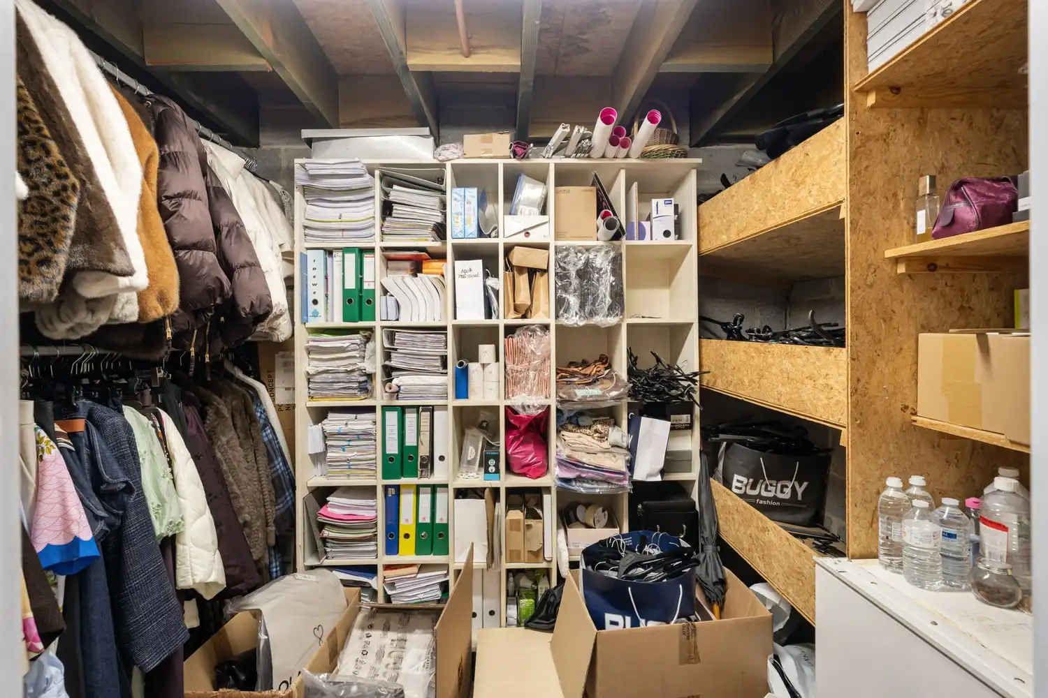 Karaktervol handelspand met duplexappartement en parkeermogelijkheden in het centrum van Bilzen foto 13