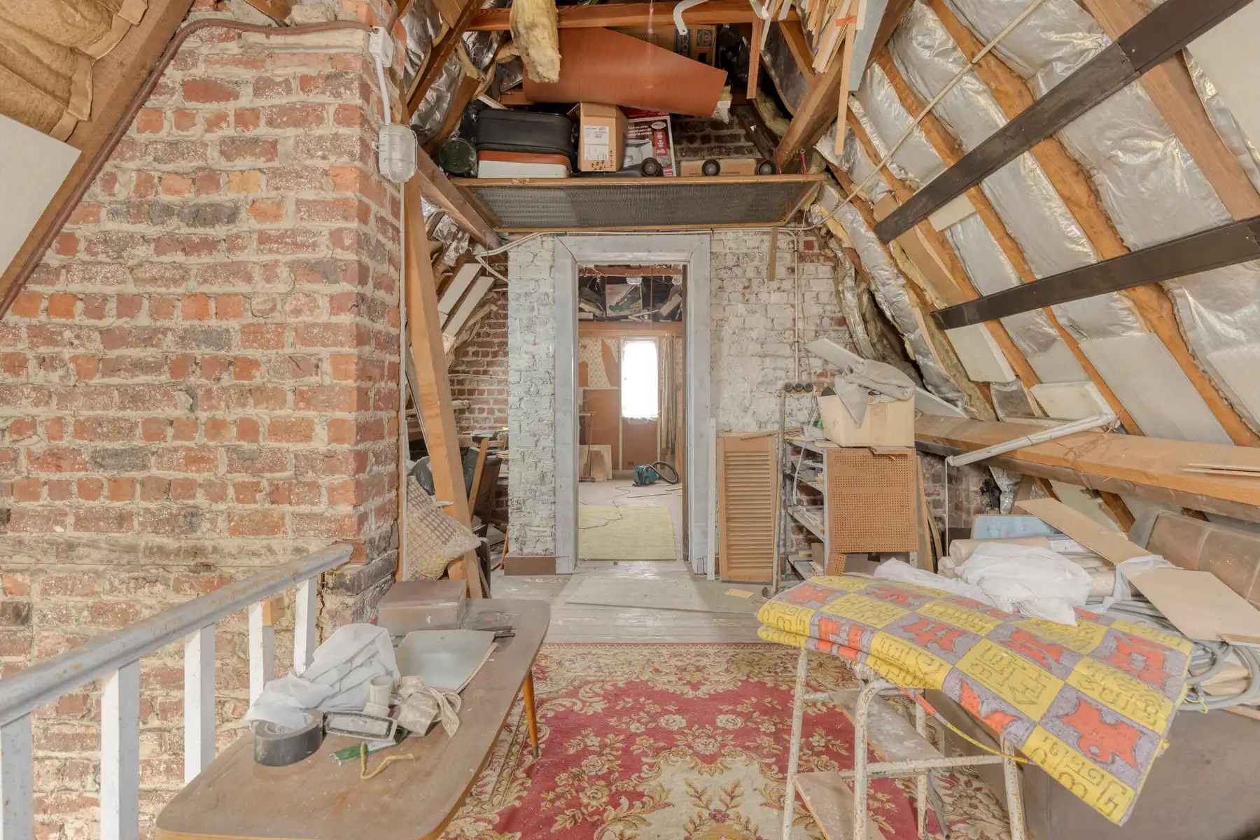 Te renoveren charmante woning met 3 (mogelijk 4) slaapkamers foto 17