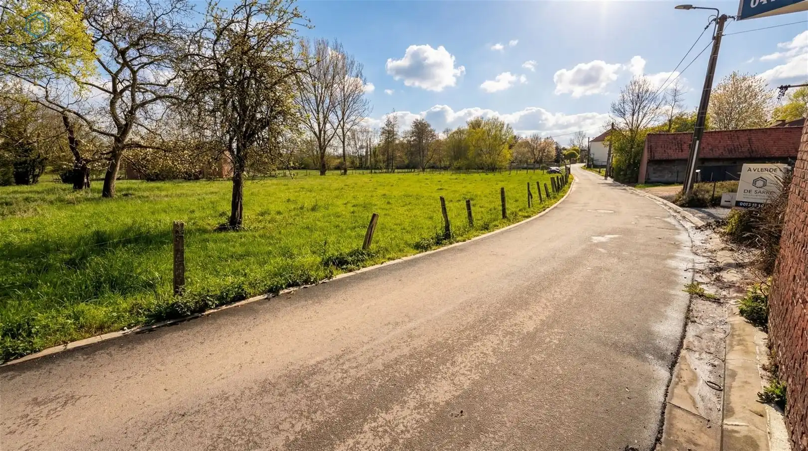 Charmante te renoveren fermette in een rustige, doodlopende straat te Flobecq foto 8