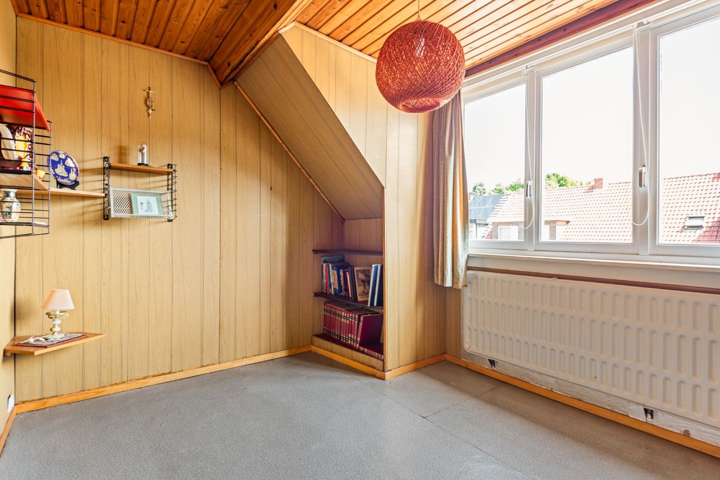 Op te frissen woning met 4 slpk. en tuin foto 27