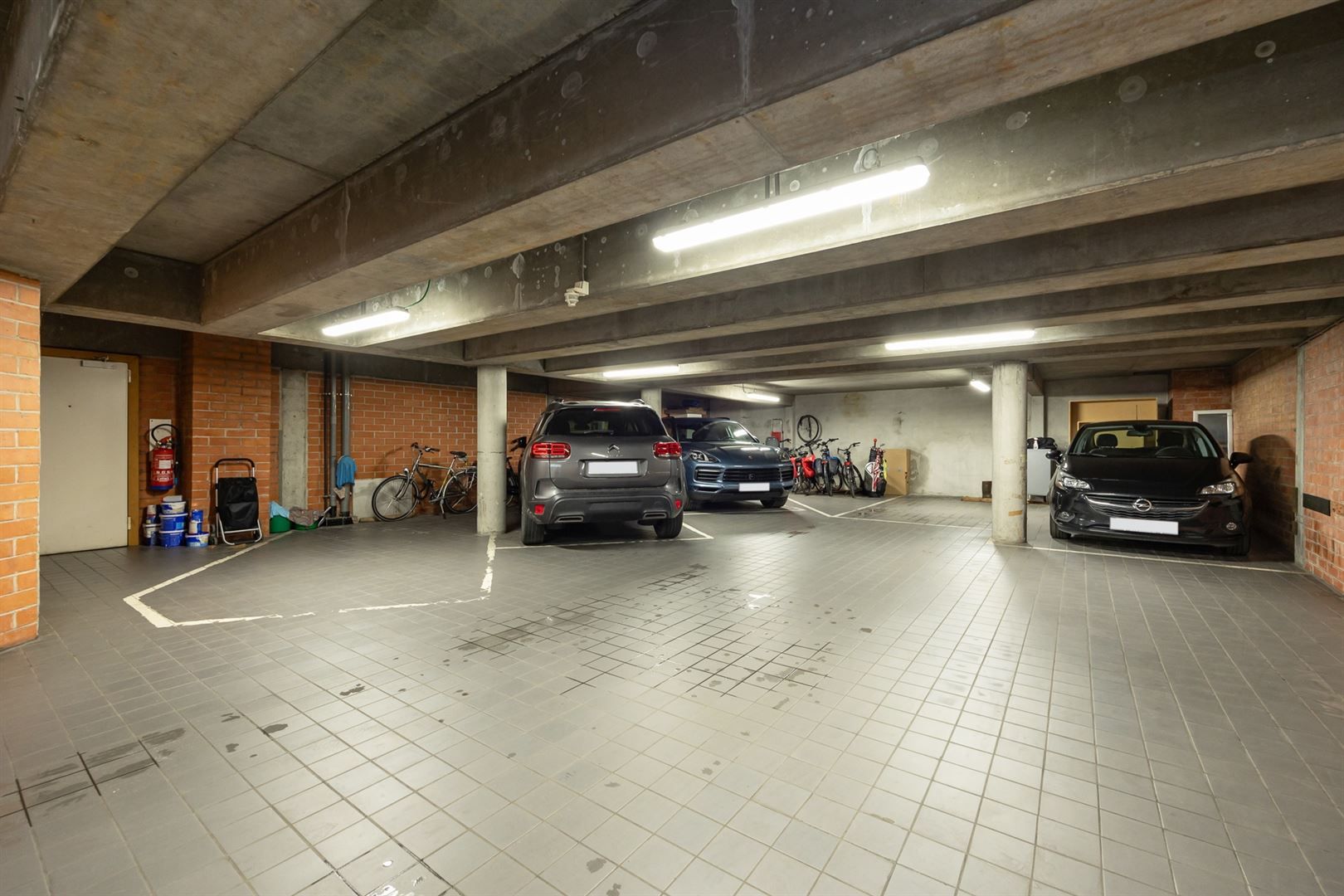 Licht en ruim wonen in hartje stad foto 18