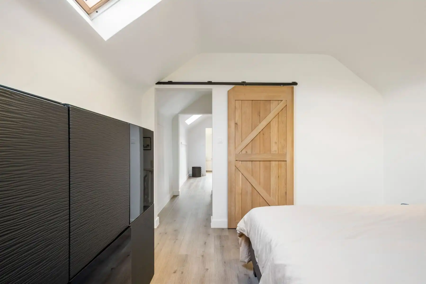 Gerenoveerde instapklare, alleenstaande woning foto 6