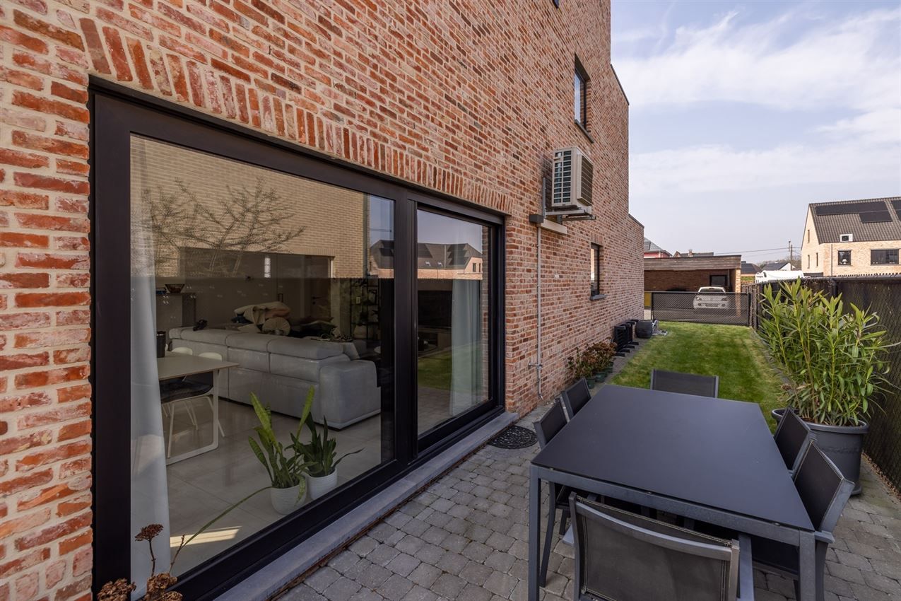 2 grote slk, 123m², hoogwaardige afwerking met tuintje en EPC A. foto 29