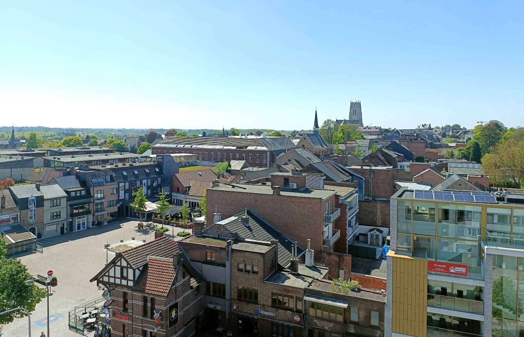 APPARTEMENT IN HET CENTRUM MET PRACHTIG UITZICHT foto 3