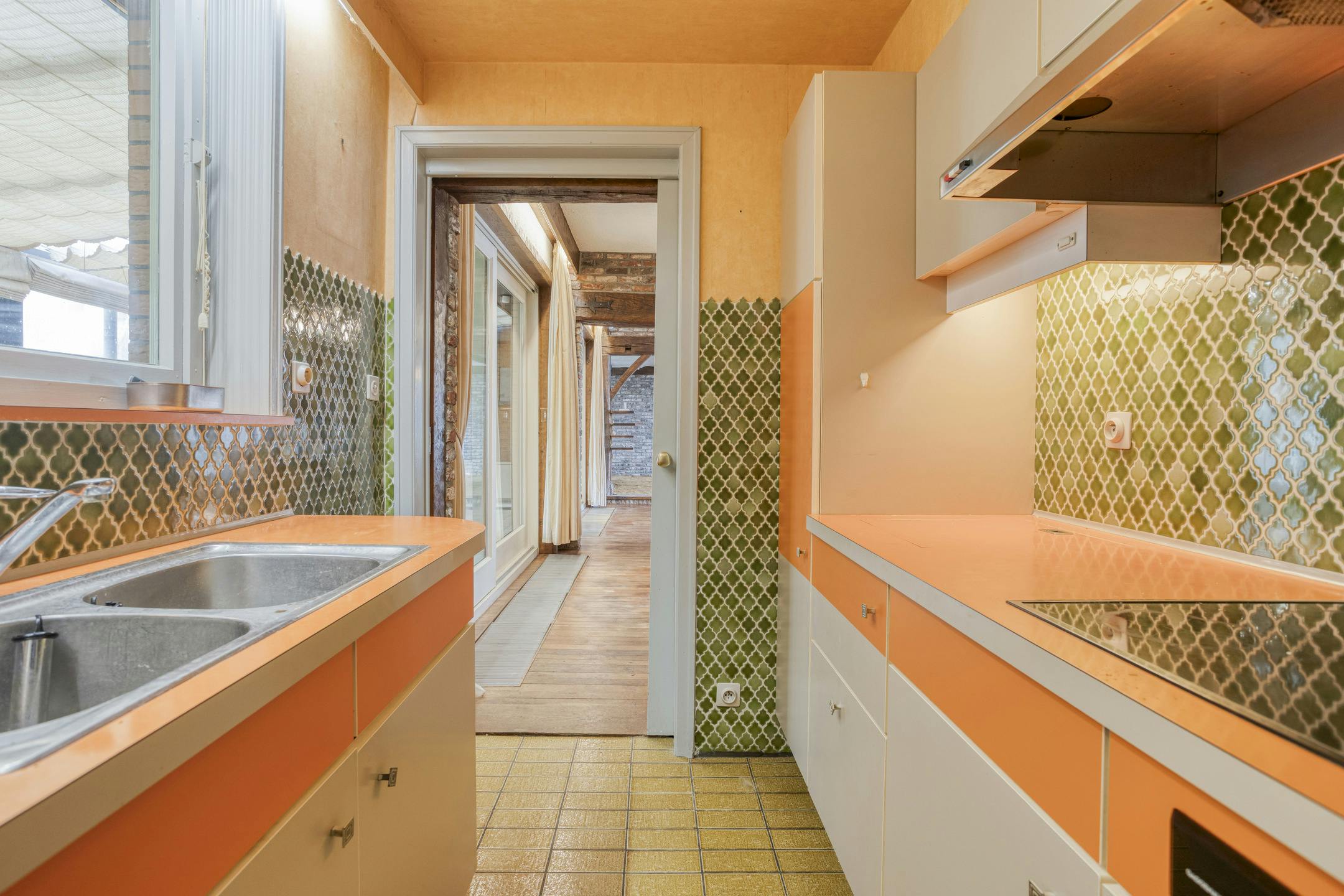 Huis te koop in Ieper met 3 kamers, tuin en garage foto 10