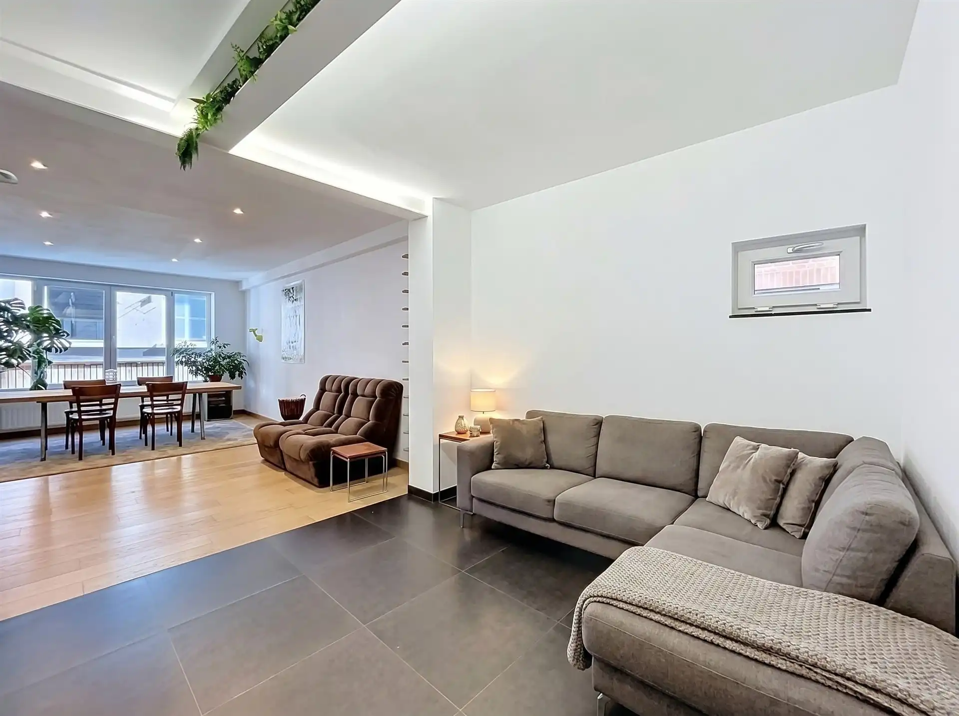Modern appartement in centrum Sint-Niklaas! foto 6