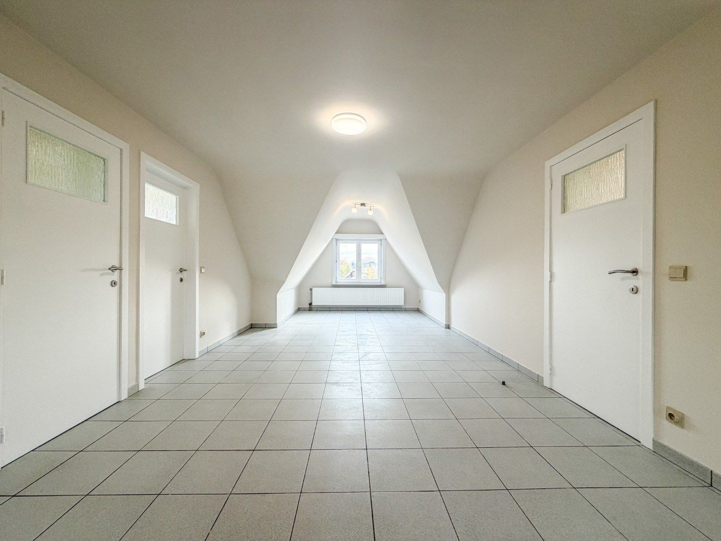 Ruim instapklaar 2-slpk appartement (96 m²), centrum Torhout. foto 16
