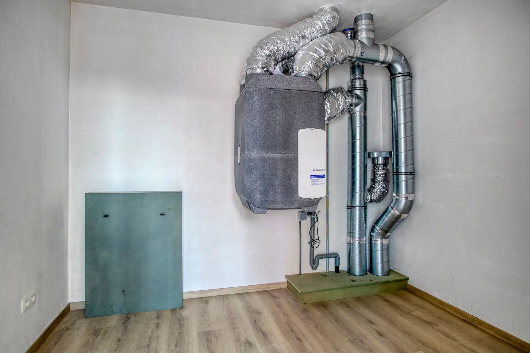 Ruime HOB met garage, tuin & 3 slaapkamers op toplocatie! foto 19