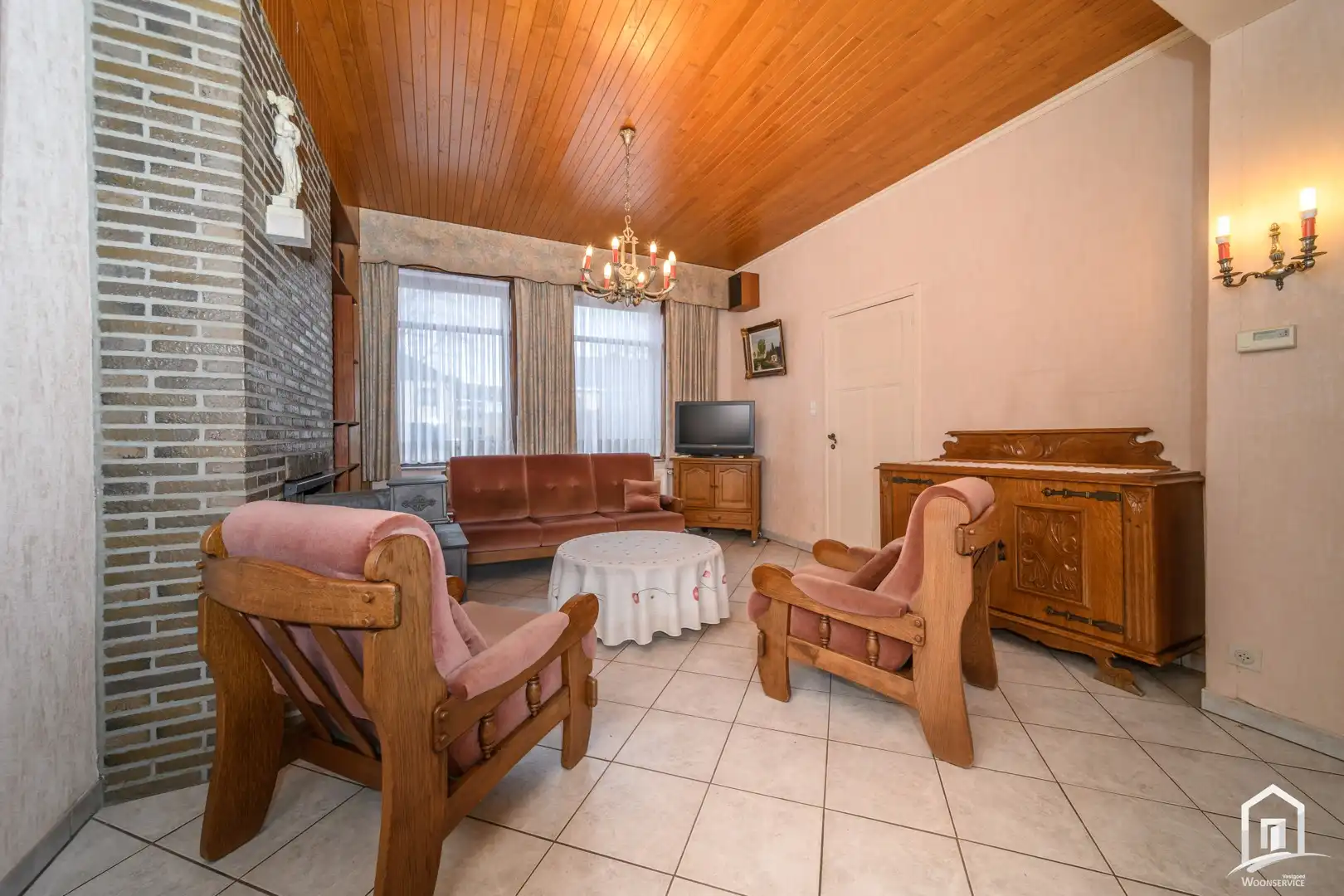 Degelijke gezinswoning met tuin en garage in Nieuwerkerken foto 2