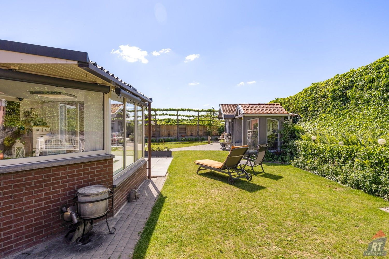 Instapklare open bebouwing met tuin op het zuidwesten en 4 slaapkamers foto 23