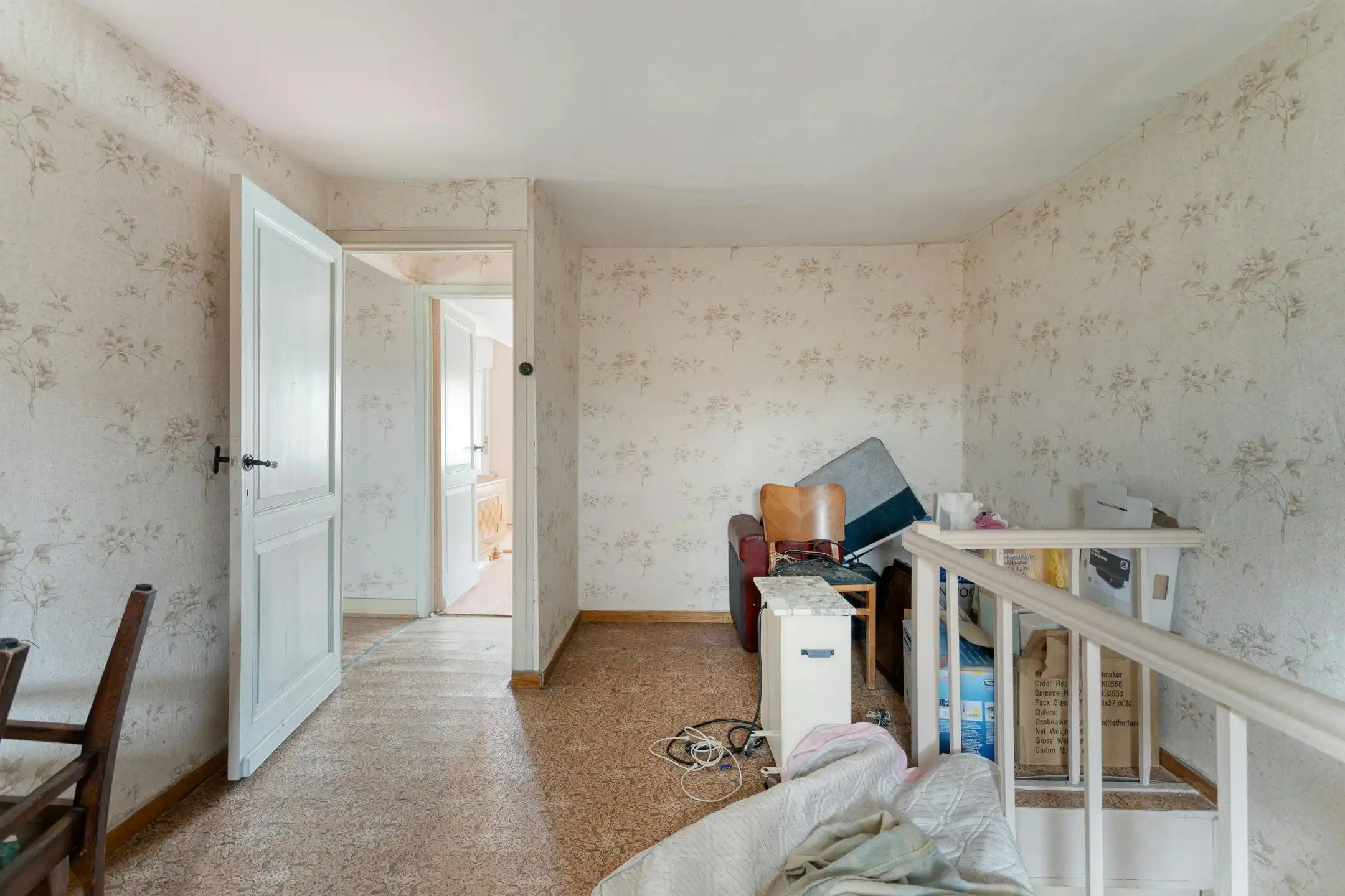 Ruime woning met tuin en garage op 380m² te Leisele. foto 18