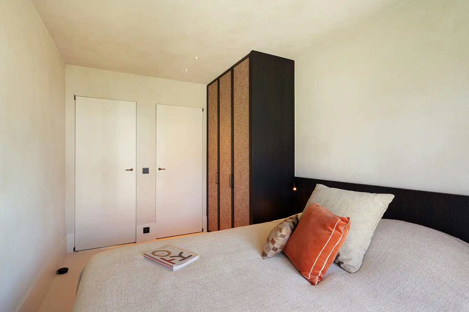 Stijlvol gerenoveerd appartement op toplocatie in het Zoute. foto 18