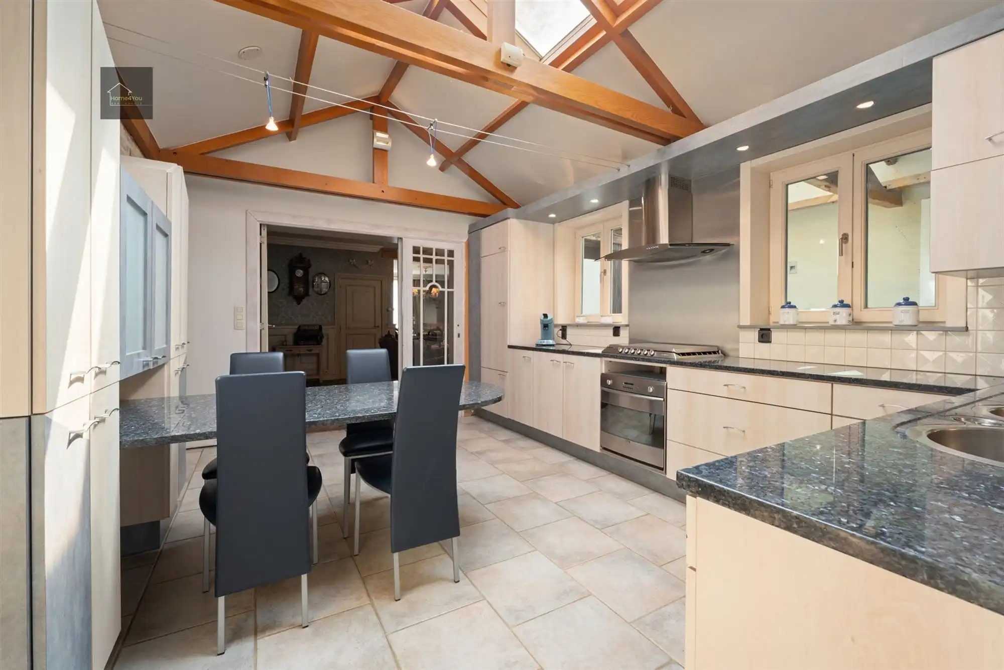 Enorme woning met alles erop en eraan! foto 5