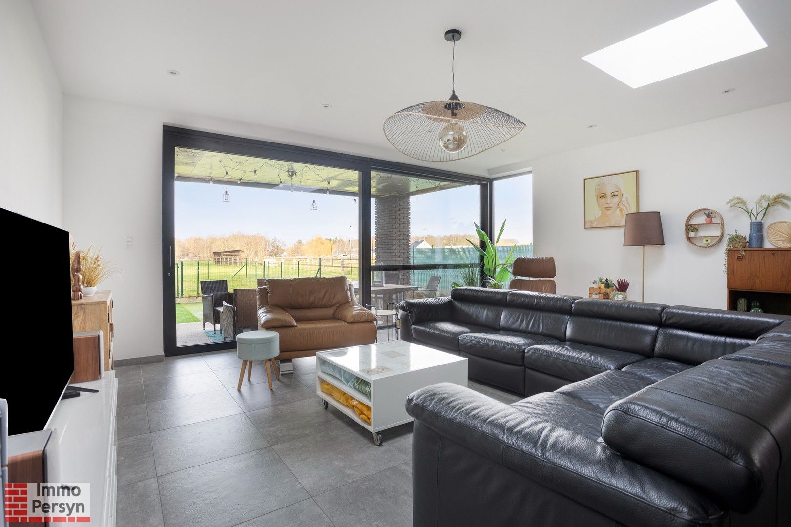 Landelijk gelegen open bebouwing op bijna 16 are. EPC A! foto 9