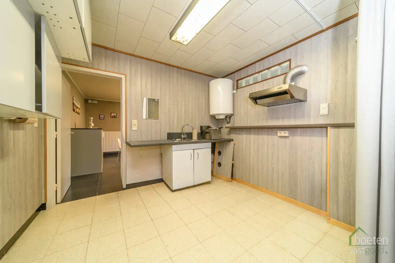 Reninge: eigendom met huidige handelsbestemming (café De Pollepel), eveneens geschikt voor woongebruik, op 444m² grondopp. foto 14