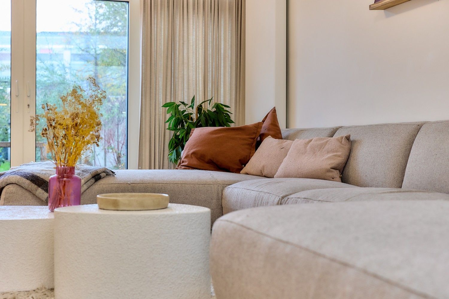 Gerenoveerde interbellum burgerwoning met 4 slaapkamers en grote tuin. foto 29