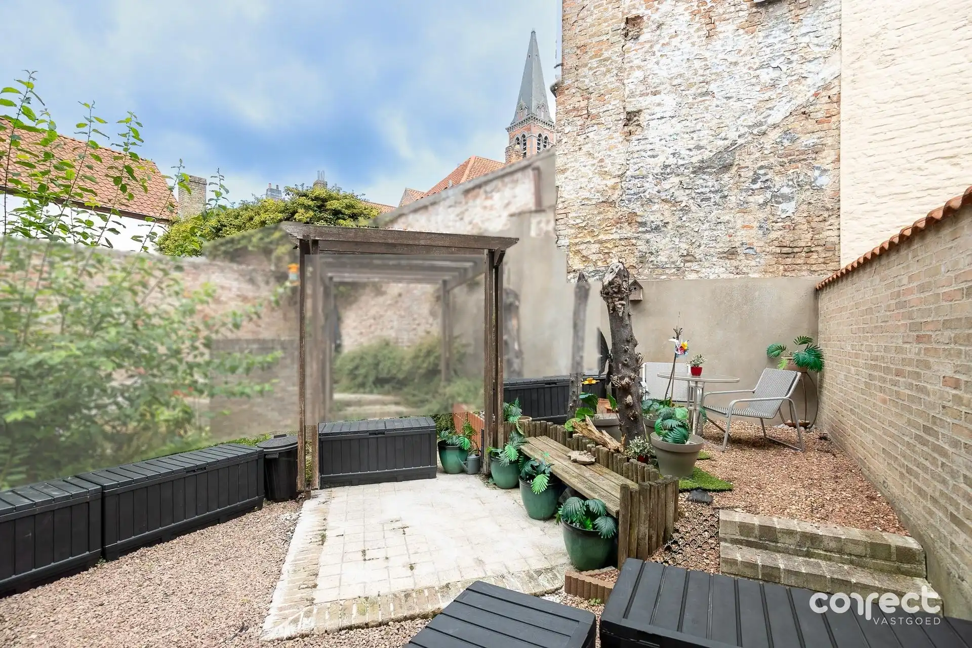 Charmant gelijkvloers appartement met tuinterras. foto 6