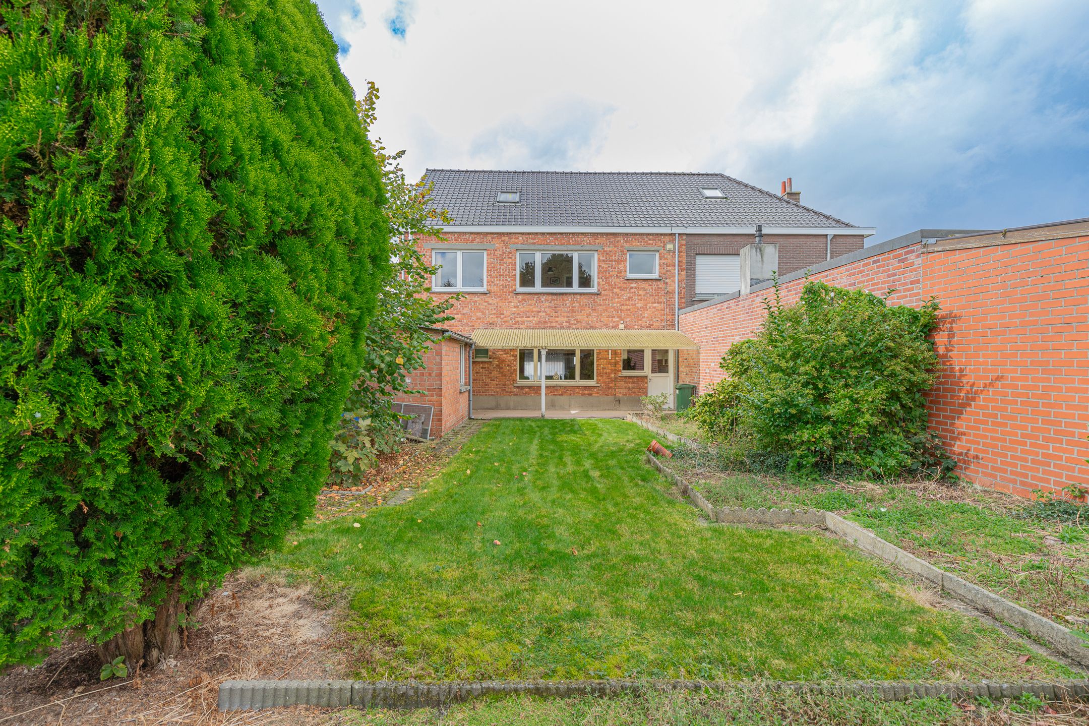 Wichelen - Goed onderhouden gezinswoning met grote tuin foto 3