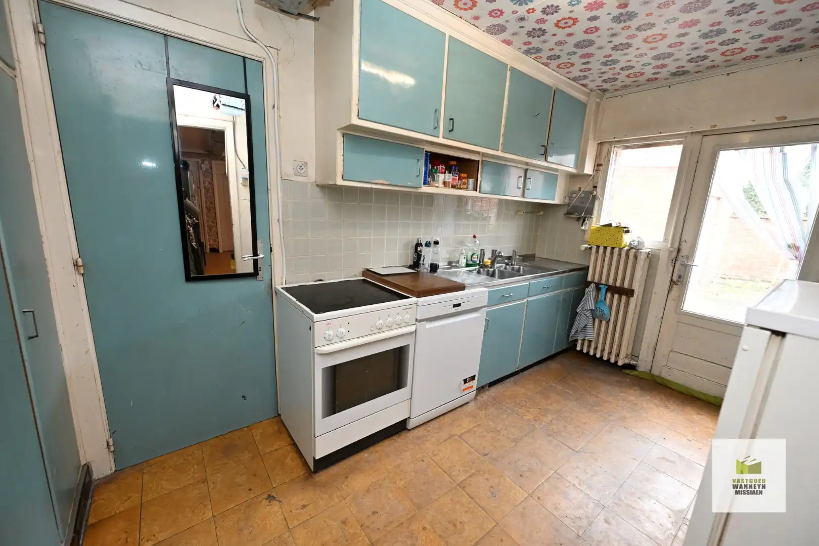 Halfopen bebouwing met 4 slaapkamers en bijgebouw op 991m2 foto 16