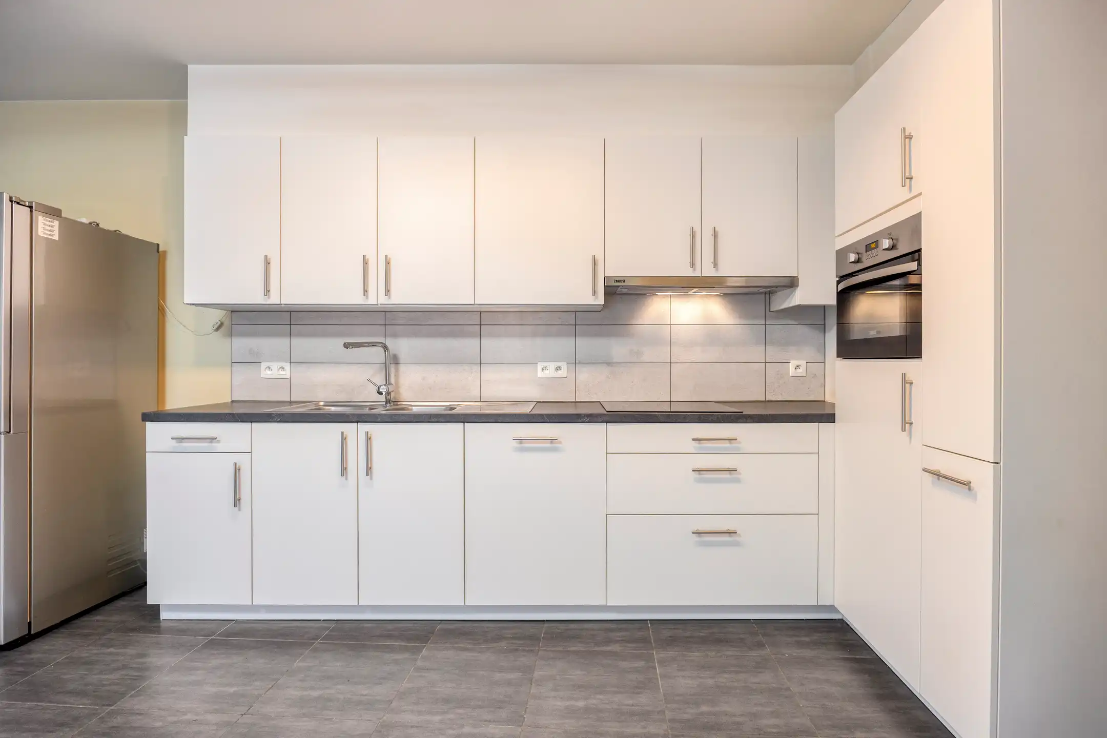 Energiezuinig APPARTEMENT van bj 2018 van 104 m² gelegen op 2de  verdiep, lift,  mooie leefruimten, 2 slaapkamers en garage op gelijkvloers. foto 11