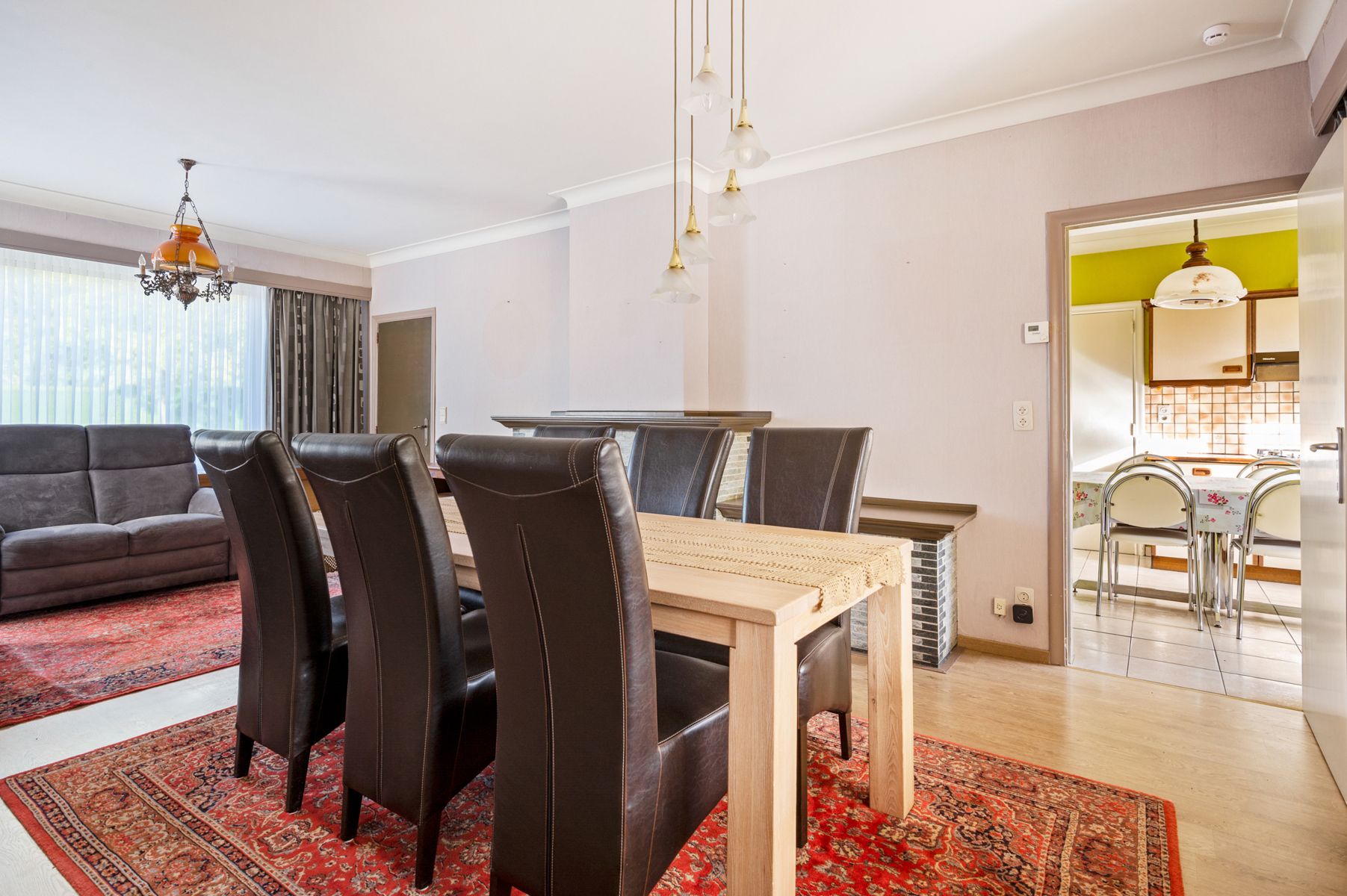 IN OPTIE. Ruime woning met 4slk's op 542 m² foto 5