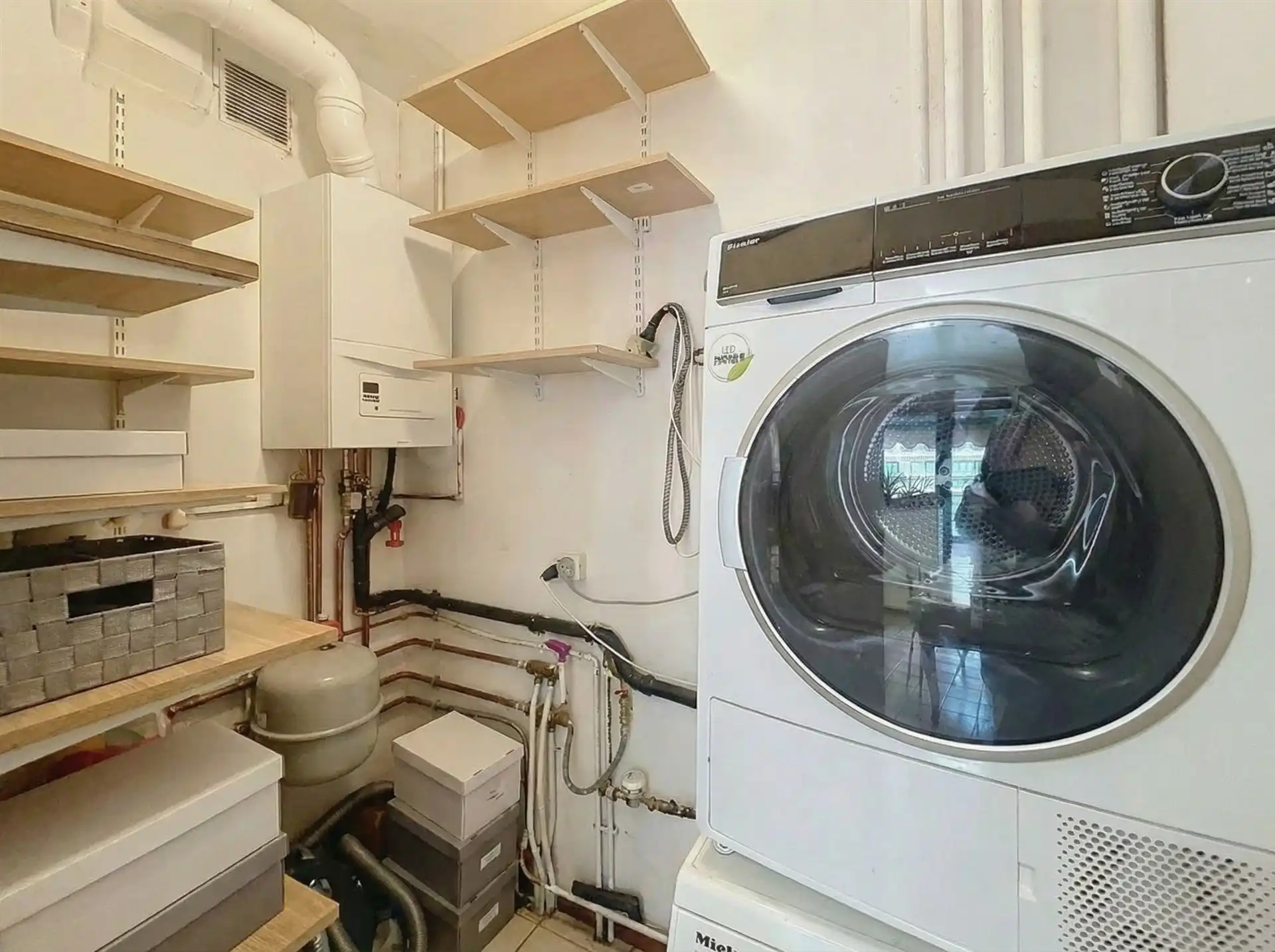 appartement met 2 terassen, 2 slaapkamers en garage  op toplocatie! foto 9