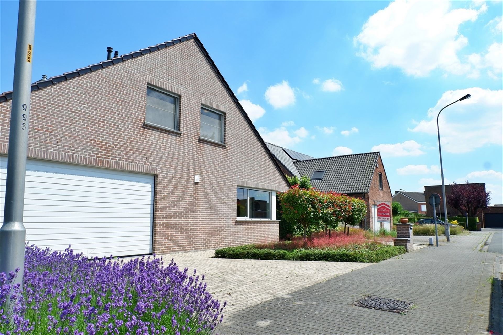Villa met tuin om van te genieten foto {{pictureIndex}}