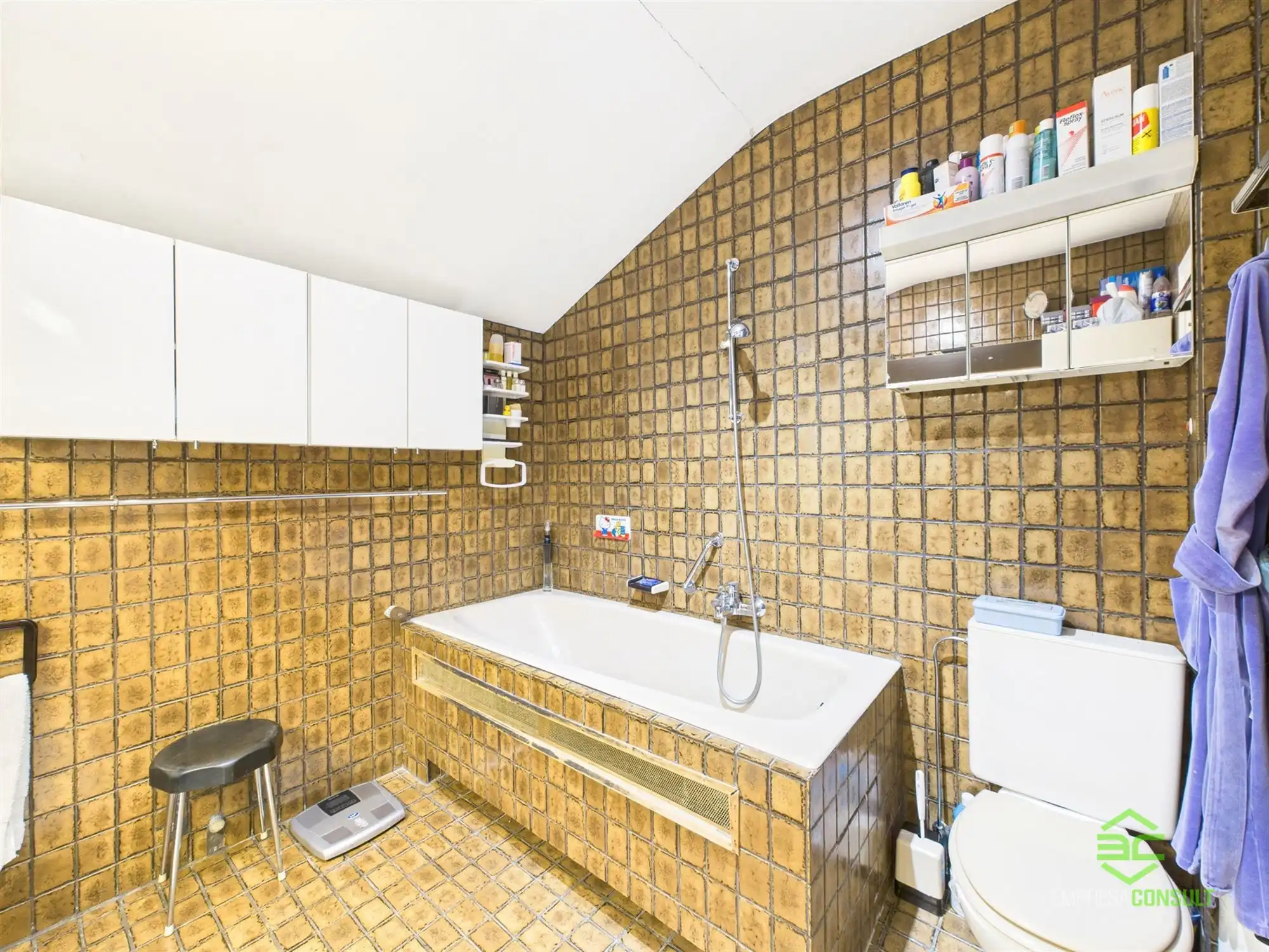 Ruime OB met aparte bureauruimte en 4 slpk in Brustem! foto 24