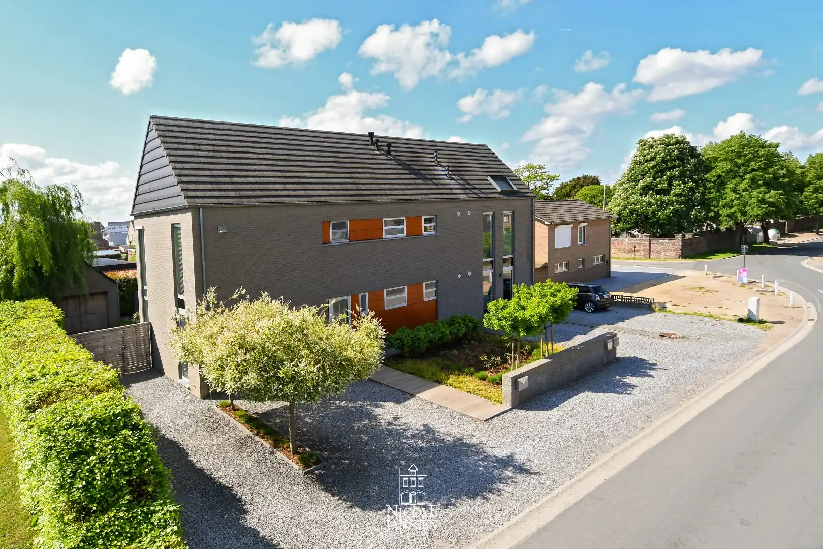 Halfvrijstaande gezinswoning met vrijstaande garage foto 31