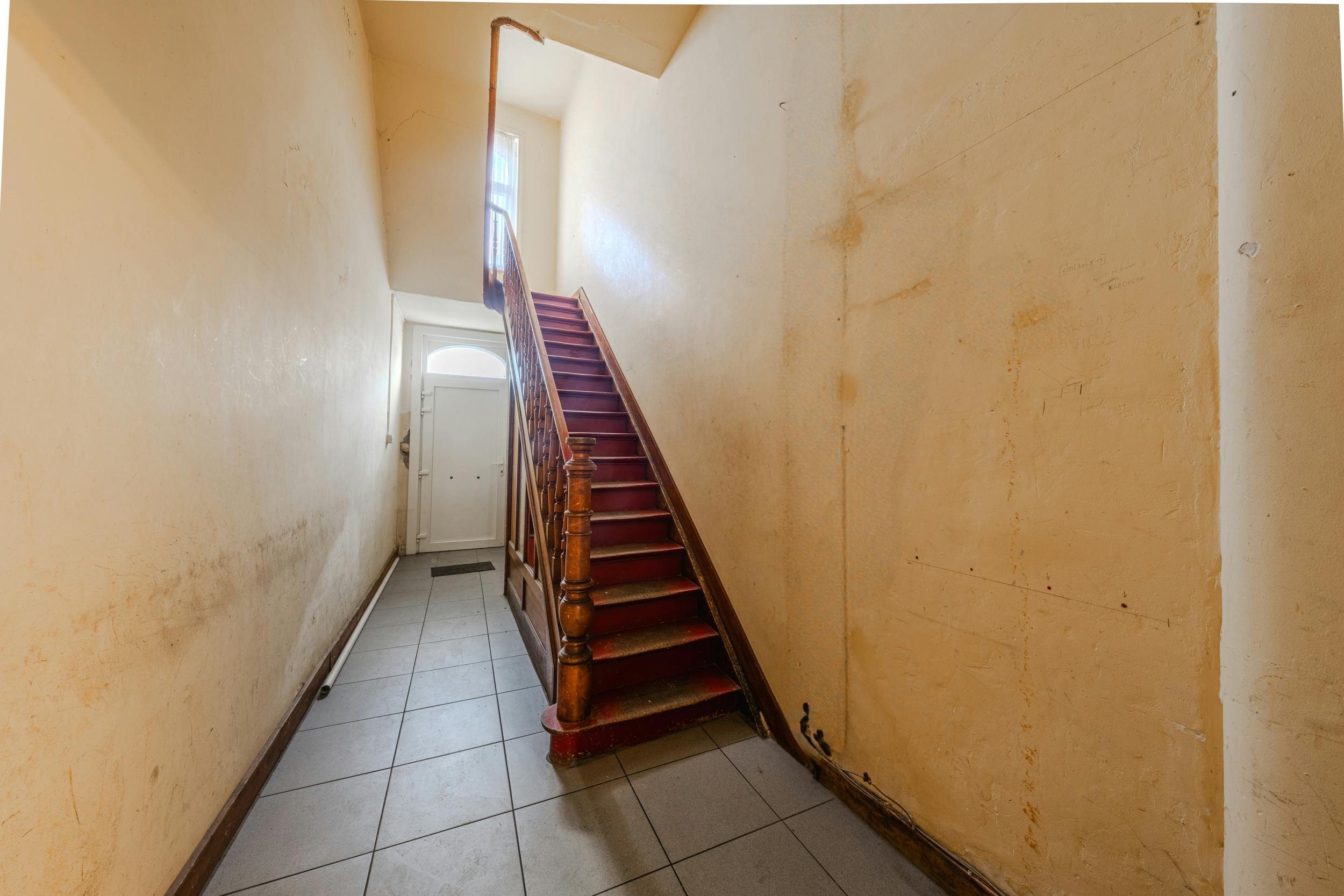 Goed gelegen handelspand met veel potentieel in Lombardsijde foto 17