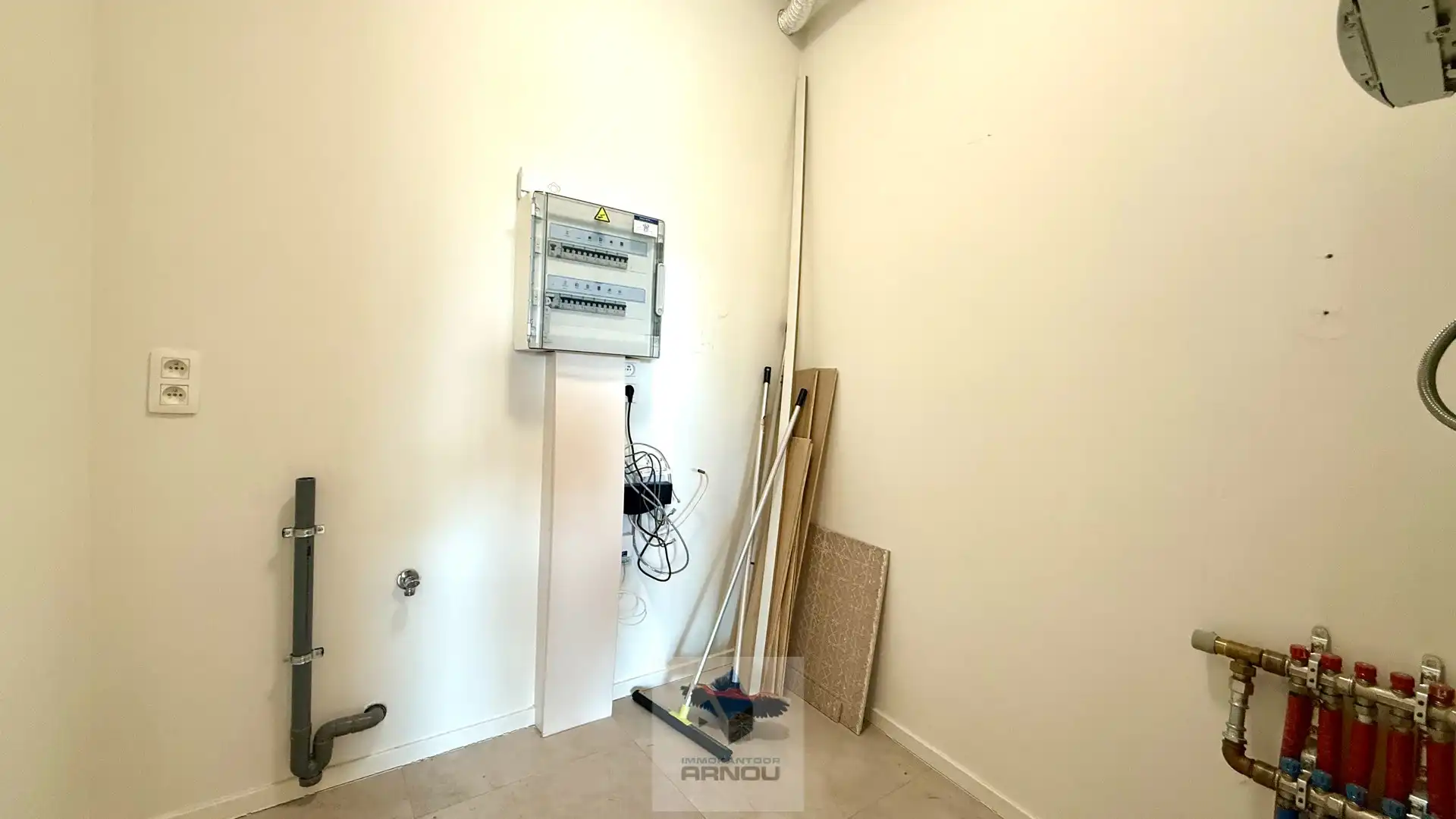Twee slaapkamer appartement in het hartje van Deinze foto 6