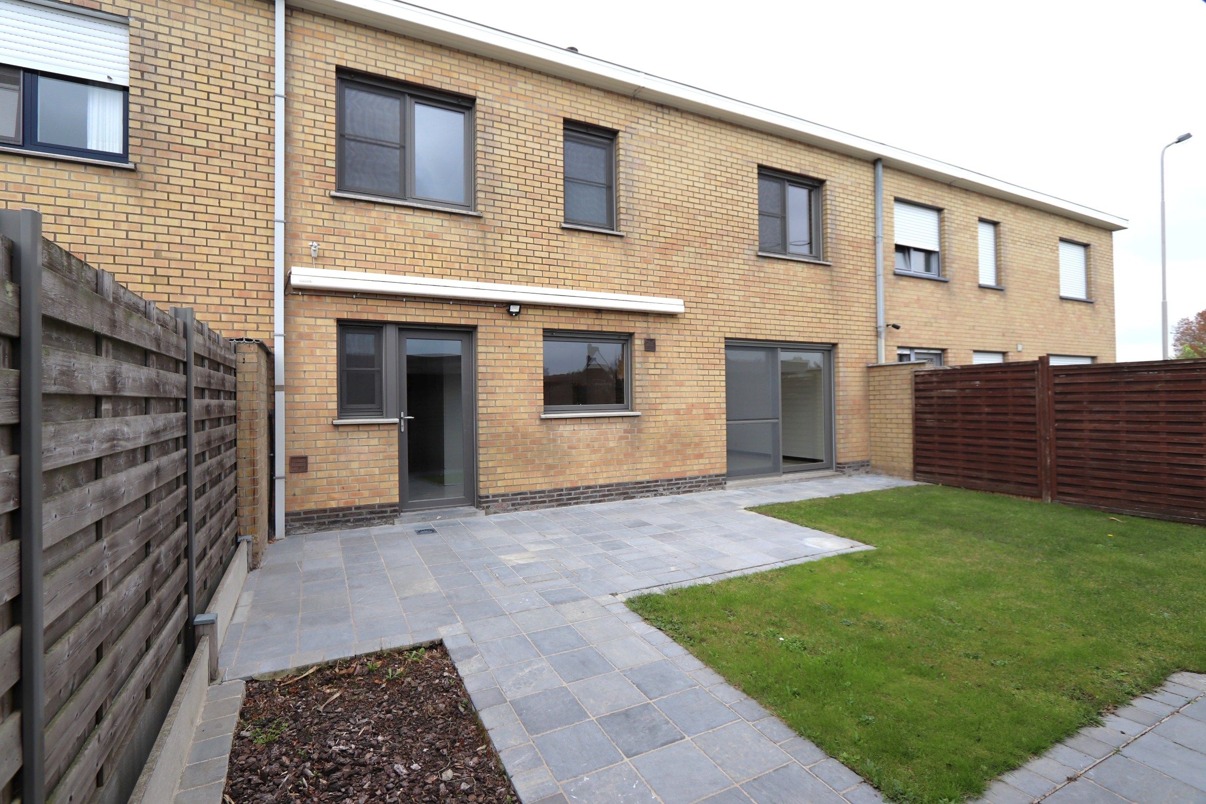 GEZINSWONING MET 4 SLAAPKAMERS EN GARAGE foto 5