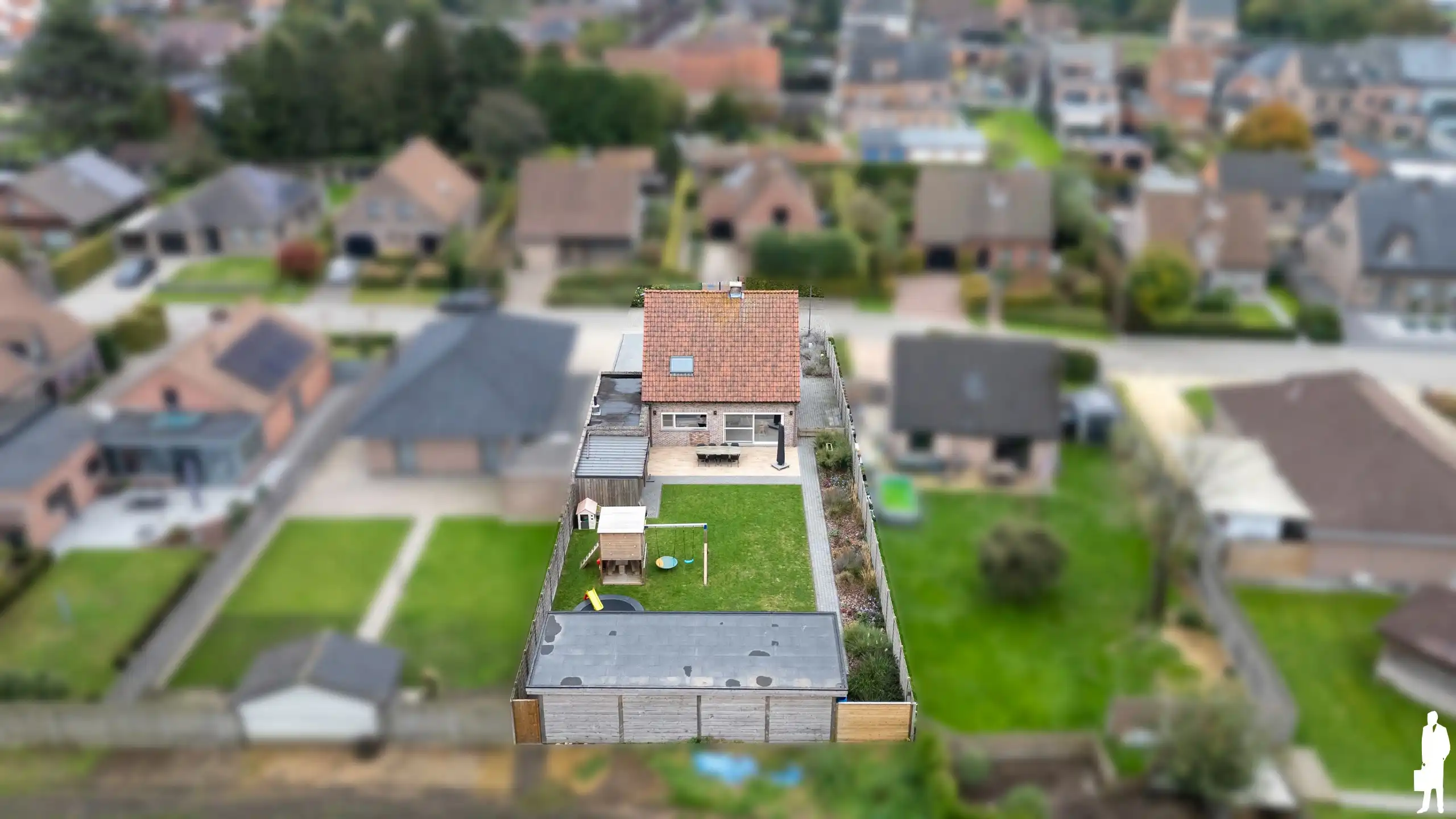 Verzorgde gezinswoning met 3 slaapkamers te Sint-Lenaarts foto 32