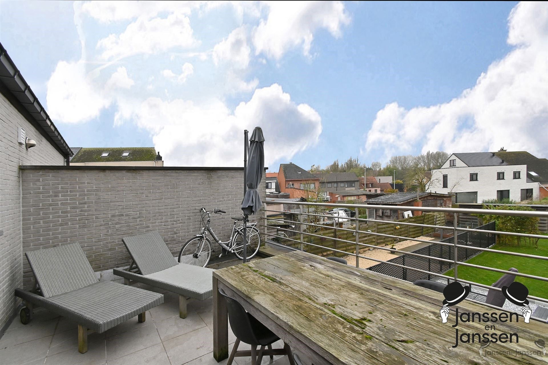 Instapklaar duplexappartement met terras foto 15