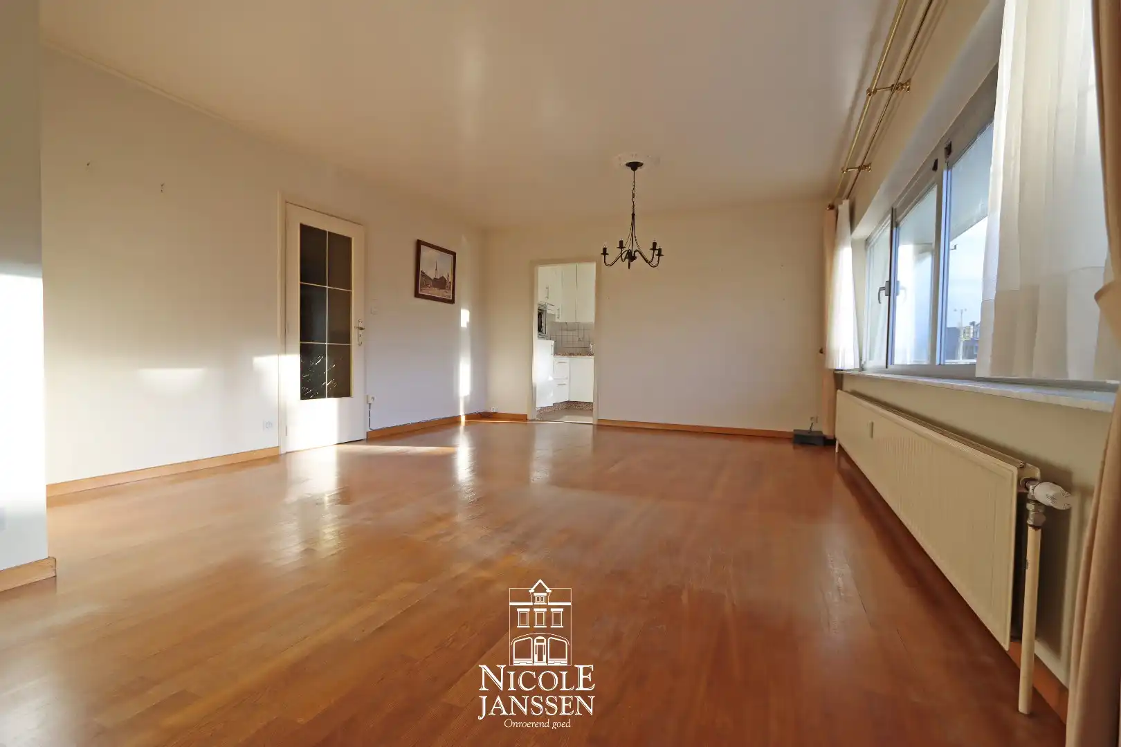 Appartement met 3 slaapkamers, garage en kelderberging  foto 2